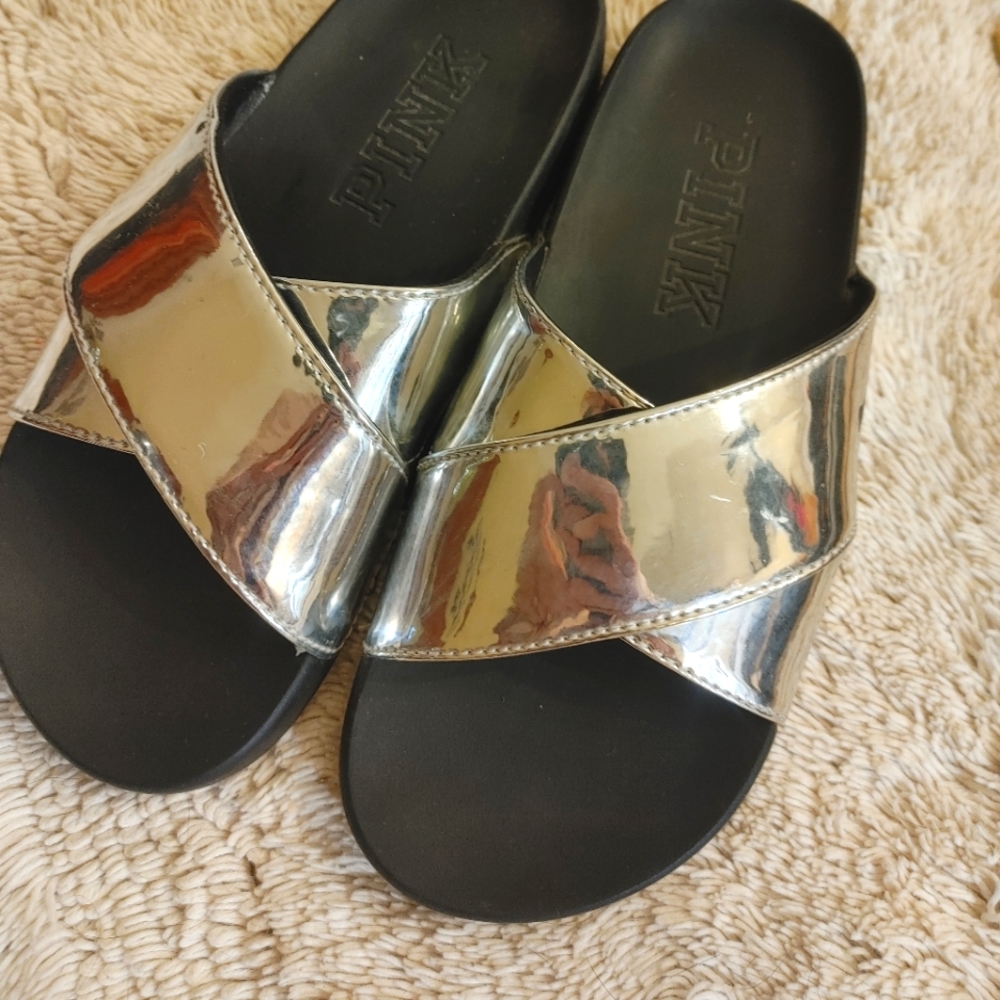 PINK Metallic silver slides size 6.5
